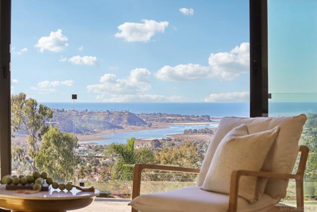7117 Obelisco Cir, Carlsbad CA: https://media.crmls.org/mediaz/3e5a3603-8ed1-47c2-8a68-91d852e03dc4.jpg