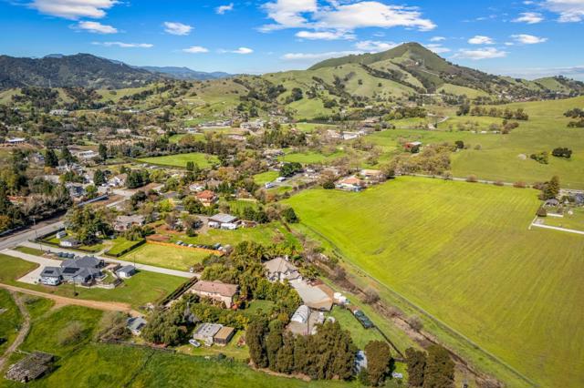 15860 Sunnyside, Morgan Hill CA: https://media.crmls.org/mediaz/3e5a4039-dc85-4cd2-b041-89416ddaf19e.jpg