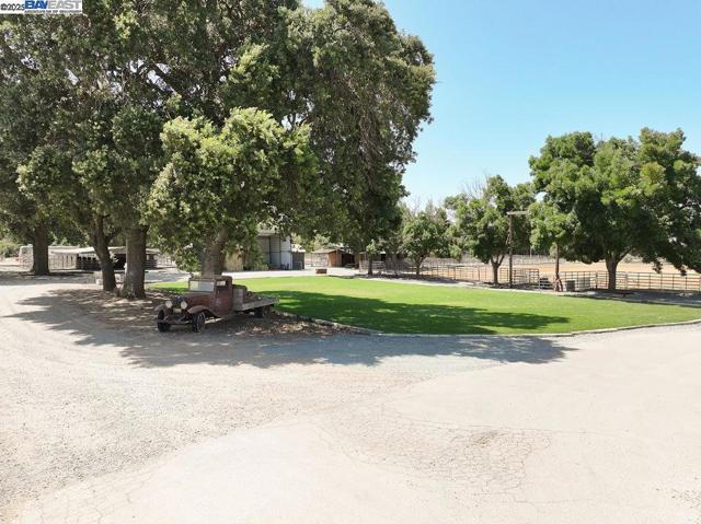 3335 Kellogg Creek Rd, Byron CA: https://media.crmls.org/mediaz/3e5caf5b-1a9c-4bba-9598-6b4c8fbbadb4.jpg