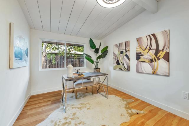 4225 Park Boulevard, Palo Alto CA: https://media.crmls.org/mediaz/3e5ceb12-36d3-4867-91e0-4334e905603b.jpg