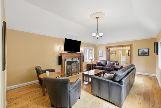 23423 Toyonita Road, Los Altos Hills CA: https://media.crmls.org/mediaz/3e5d43bb-9211-4b5a-ab05-cb6220e023b3.jpg