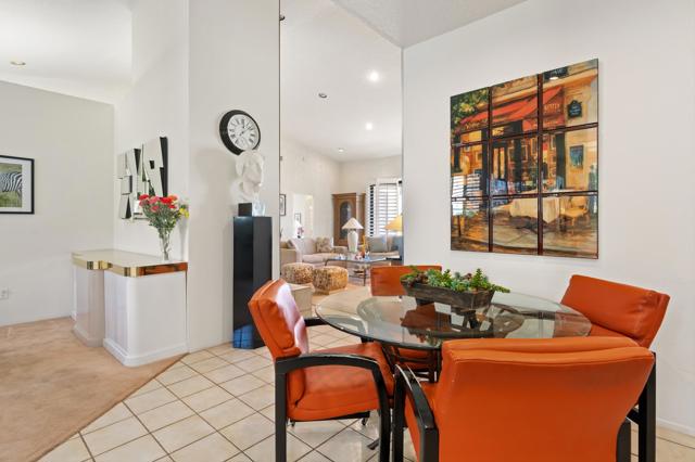10109 Lakeview Drive, Rancho Mirage CA: https://media.crmls.org/mediaz/3e6003ef-10f4-4636-b655-5cdf261b46e1.jpg