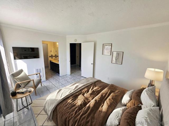 Image 10 of 18 For 4056 Van Dyke Ave  4