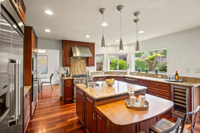 1 Le Havre Place, Half Moon Bay CA: https://media.crmls.org/mediaz/3e60d480-3e8c-4efd-ba60-def3cdfcf1bf.jpg
