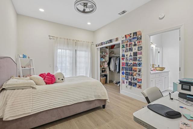 1176 LA SOMBRA Drive, San Marcos CA: https://media.crmls.org/mediaz/3e61756d-e1f5-4e22-bd7b-05be69d2a740.jpg