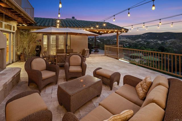 18351 WOODS HILL, Ramona CA: https://media.crmls.org/mediaz/3e6186dd-1f6a-4d2d-87db-b04c8199f9ac.jpg