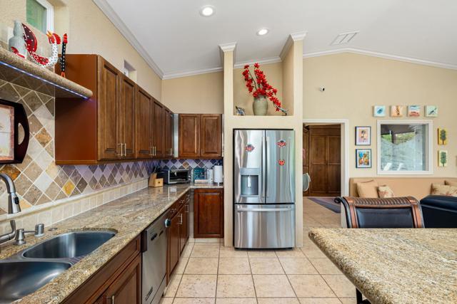 48170 Hjorth Street, Indio CA: https://media.crmls.org/mediaz/3e61f043-cfb5-4805-93ce-aba1d2aaf6a0.jpg