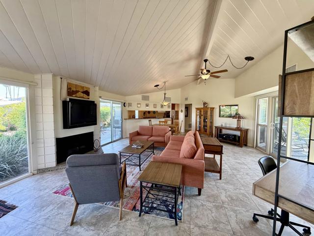 Detail Gallery Image 2 of 31 For 37800 Da Vall Dr, Rancho Mirage,  CA 92270 - 2 Beds | 2 Baths