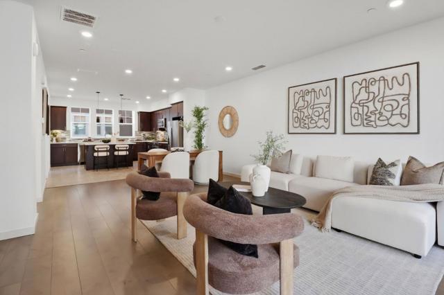 537 San Lorenzo Terrace, Sunnyvale CA: https://media.crmls.org/mediaz/3e62881f-4564-4b8f-bb2b-d82ea6154bd1.jpg