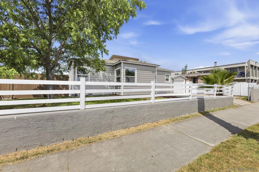 3604 43rd St - photo 6