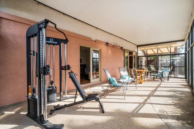 6433 La Paloma Street, Carlsbad CA: https://media.crmls.org/mediaz/3e640408-f88a-4551-84c3-a053bd83e023.jpg
