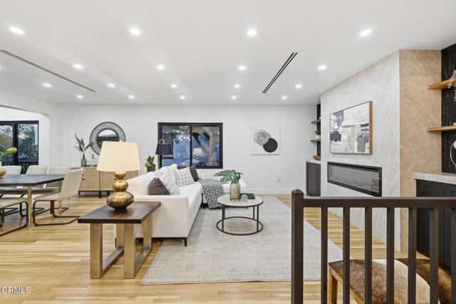 Detail Gallery Image 14 of 63 For 2001 Kenilworth Avenue Ave, Los Angeles,  CA 90039 - 4 Beds | 4 Baths