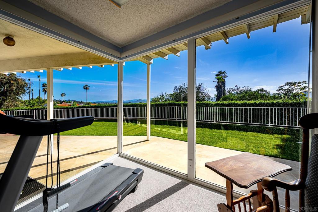 2553 Haas St - photo 6