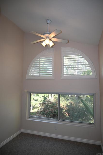 Detail Gallery Image 12 of 15 For 6706 Xana Way, Carlsbad,  CA 92009 - 4 Beds | 2/1 Baths
