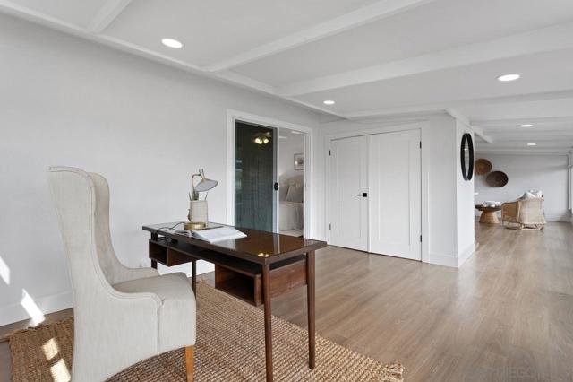 3630 Vista Campana S 6, Oceanside CA: https://media.crmls.org/mediaz/3e66afa2-57ea-4c86-baf6-46a1b77a57fe.jpg