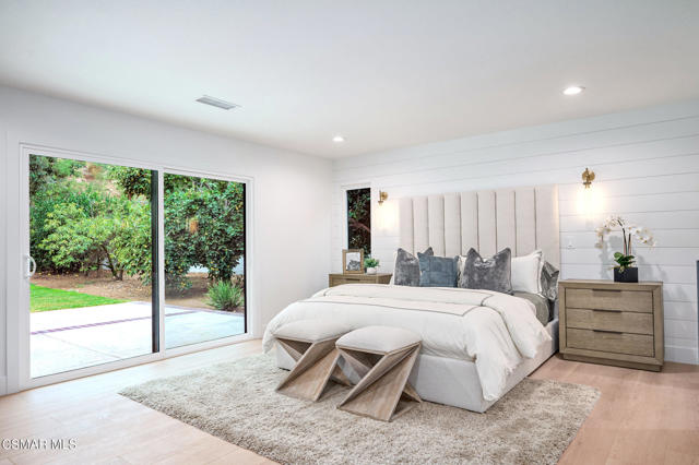 674 Lautrec Court, Thousand Oaks CA: https://media.crmls.org/mediaz/3e66b3df-42b1-47a1-8651-ad70639048bf.jpg