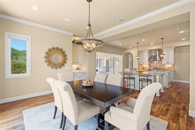 21 Bigleaf Road, Orinda CA: https://media.crmls.org/mediaz/3e66b508-f0b7-4cd4-b182-d6d68c318a2a.jpg