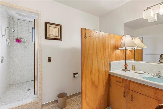 371 Calabasas Road, Watsonville CA: https://media.crmls.org/mediaz/3e66b94b-9310-4213-ad6c-007be6bfb085.jpg