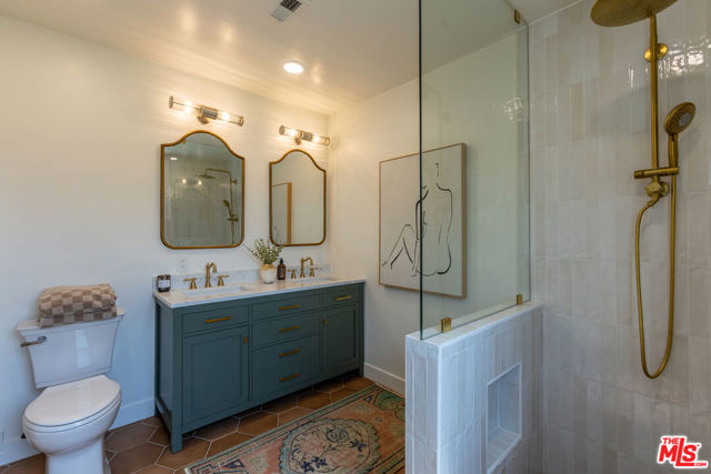 504 N Campbell Avenue, Alhambra CA: https://media.crmls.org/mediaz/3e673062-4574-48b2-9ef5-6c90c5820fa4.jpg