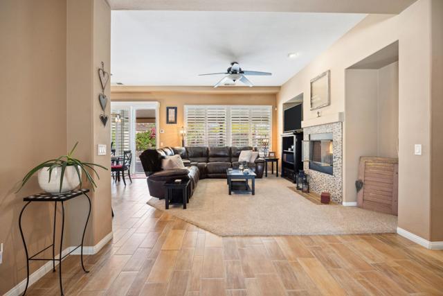 79976 Castille Drive, La Quinta CA: https://media.crmls.org/mediaz/3e681312-8145-426d-83f1-402669bc8e73.jpg