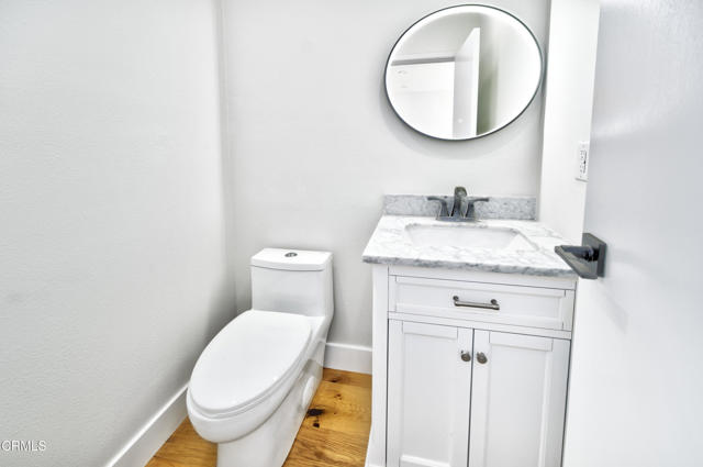 Detail Gallery Image 3 of 11 For 404 Arcade Dr, Ventura,  CA 93003 - 2 Beds | 1/1 Baths