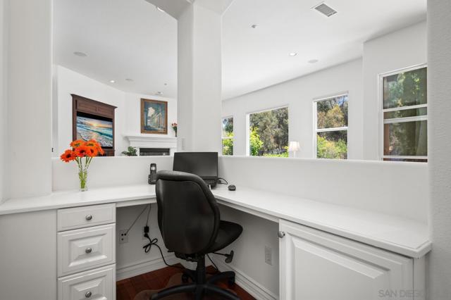 1272 Chateau Montelena, Bonsall CA: https://media.crmls.org/mediaz/3e68b851-3bce-4120-968c-f4e750e7b5f3.jpg