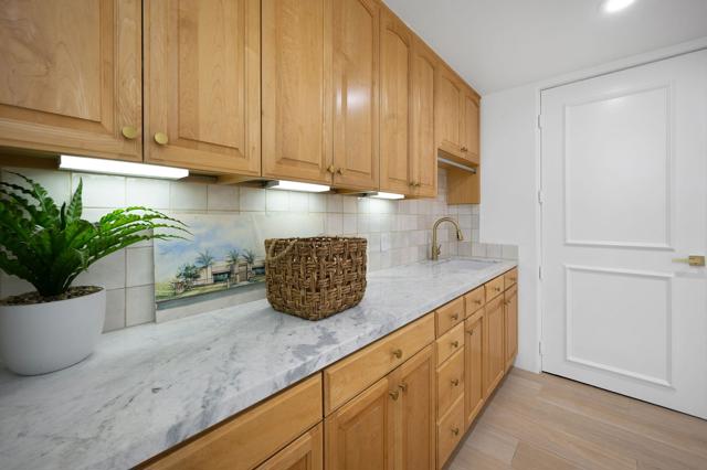 Image 42 of 87 For 45350 Mesa  