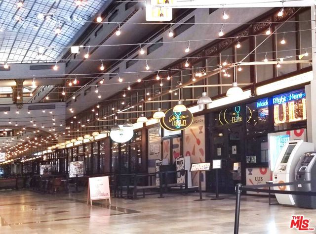 460 S Spring Street, Los Angeles CA: https://media.crmls.org/mediaz/3e6961b2-cc70-48eb-8caf-86f8aafb1c92.jpg