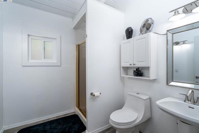 Image 23 of 42 For 23875 Marshall Way