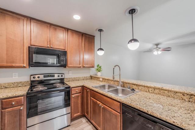 Detail Gallery Image 10 of 25 For 145 W El Norte Pkwy #212,  Escondido,  CA 92026 - 2 Beds | 2 Baths