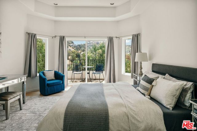 3646 Potosi Avenue, Studio City CA: https://media.crmls.org/mediaz/3e6a76d9-35fa-4403-a096-b95d8307181c.jpg