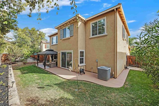 Image 40 of 43 For 1705 Hummingbird Way