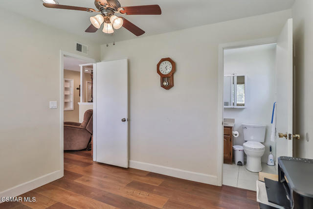 1878 Moore Street, Simi Valley CA: https://media.crmls.org/mediaz/3e6acfaa-651b-4348-8246-860f8614cf0c.jpg