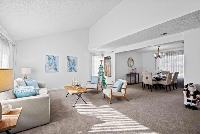 515 Fontanelle Court, San Jose CA: https://media.crmls.org/mediaz/3e6b0a84-7f28-41b1-831e-38d3591600c6.jpg