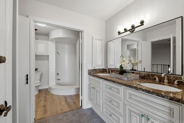 Detail Gallery Image 6 of 49 For 1915 Estrella De Mar Ct #C,  Carlsbad,  CA 92009 - 2 Beds | 2/1 Baths