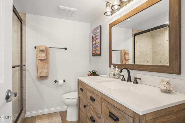 5270 W Wooley Road, Oxnard CA: https://media.crmls.org/mediaz/3e6c8e8d-04c9-4d72-8998-180fdf7cde41.jpg