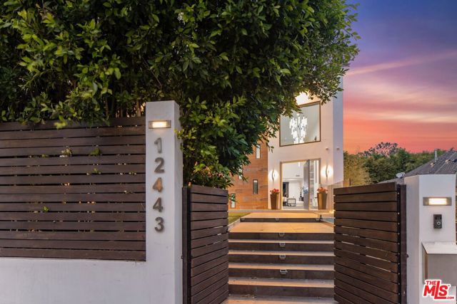 12443 W Sunset Boulevard, Los Angeles CA: https://media.crmls.org/mediaz/3e6cb92c-448d-4cc2-bad1-39fff76ab46d.jpg