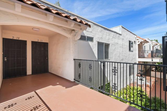 Detail Gallery Image 4 of 30 For 3972 Jackdaw St #211,  San Diego,  CA 92103 - 1 Beds | 1 Baths