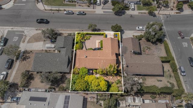 6547 Radcliffe Drive, San Diego CA: https://media.crmls.org/mediaz/3e6e30a7-c3bc-45ea-aa73-0f1ce95332dd.jpg