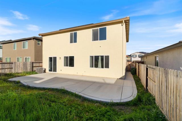 10190 Ashlar, Elk Grove CA: https://media.crmls.org/mediaz/3e6ea73c-2c2b-4ab8-a0b8-0b5d17210712.jpg