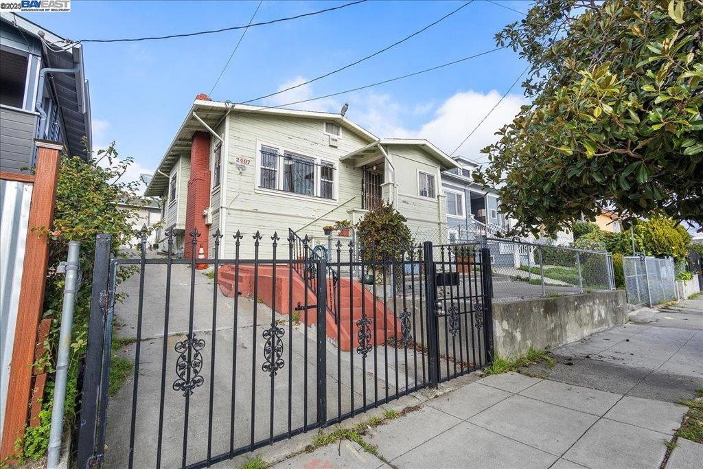 2407 19Th Ave