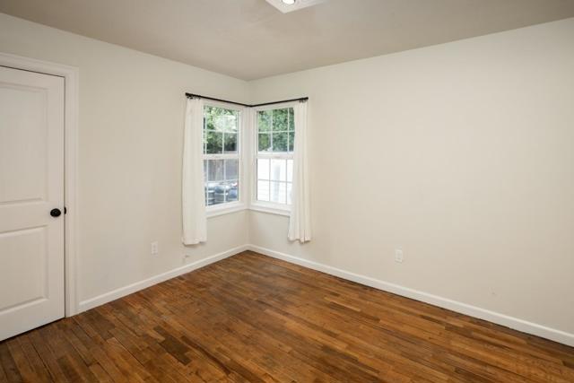 402 Poplar Avenue, Redwood City CA: https://media.crmls.org/mediaz/3e71497a-f453-49c7-a4d5-d4f187b394f8.jpg