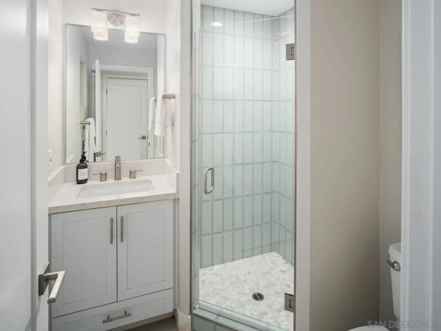 851 53 Sapphire, San Diego CA: https://media.crmls.org/mediaz/3e719cd2-c8f8-4e94-bbf0-35ebe26020cc.jpg