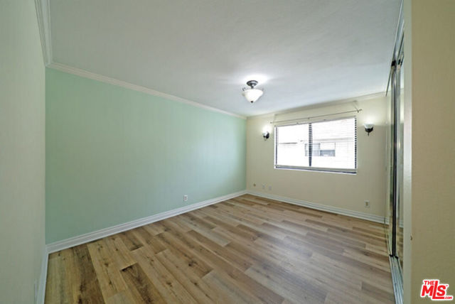 18433 Hatteras Street, Tarzana CA: https://media.crmls.org/mediaz/3e74917e-ddaf-43ec-96a9-2ad39ce10ca9.jpg