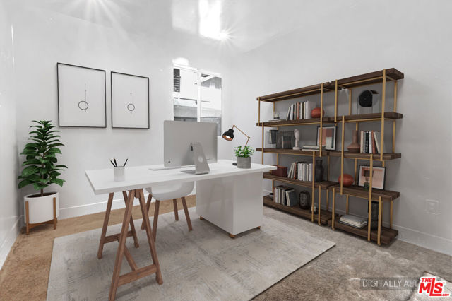 733 1/2 N Gramercy Place, Los Angeles CA: https://media.crmls.org/mediaz/3e759463-79bd-44f8-84c9-7b9d9437d2df.jpg