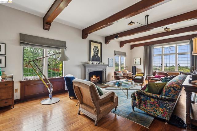 Image 13 of 30 For 5710 Margarido Dr