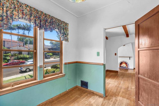 3114 Dumas St, San Diego CA: https://media.crmls.org/mediaz/3e76f6ac-6fb0-4ff7-9c84-b9e271d2a3da.jpg