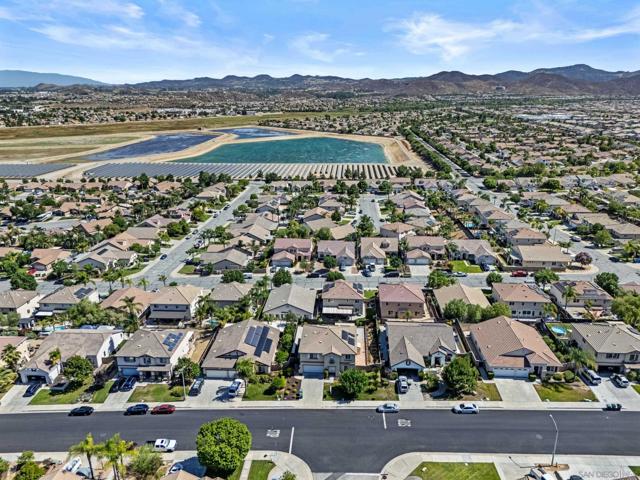 25231 Ridgemoor Road, Menifee CA: https://media.crmls.org/mediaz/3e771591-9b31-434b-b896-8b5b798923b6.jpg