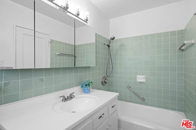 5443 1/2 Village, Los Angeles CA: https://media.crmls.org/mediaz/3e773bad-9f1f-4df4-903b-6358a64855b2.jpg