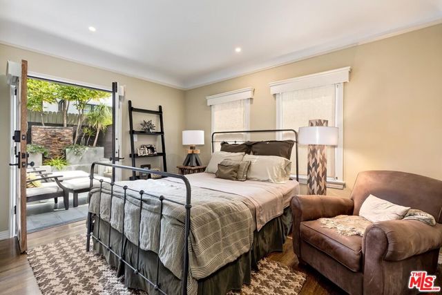 5990 Saturn Street, Los Angeles CA: https://media.crmls.org/mediaz/3e77abe1-09e8-4c4b-a7a1-d45030162792.jpg